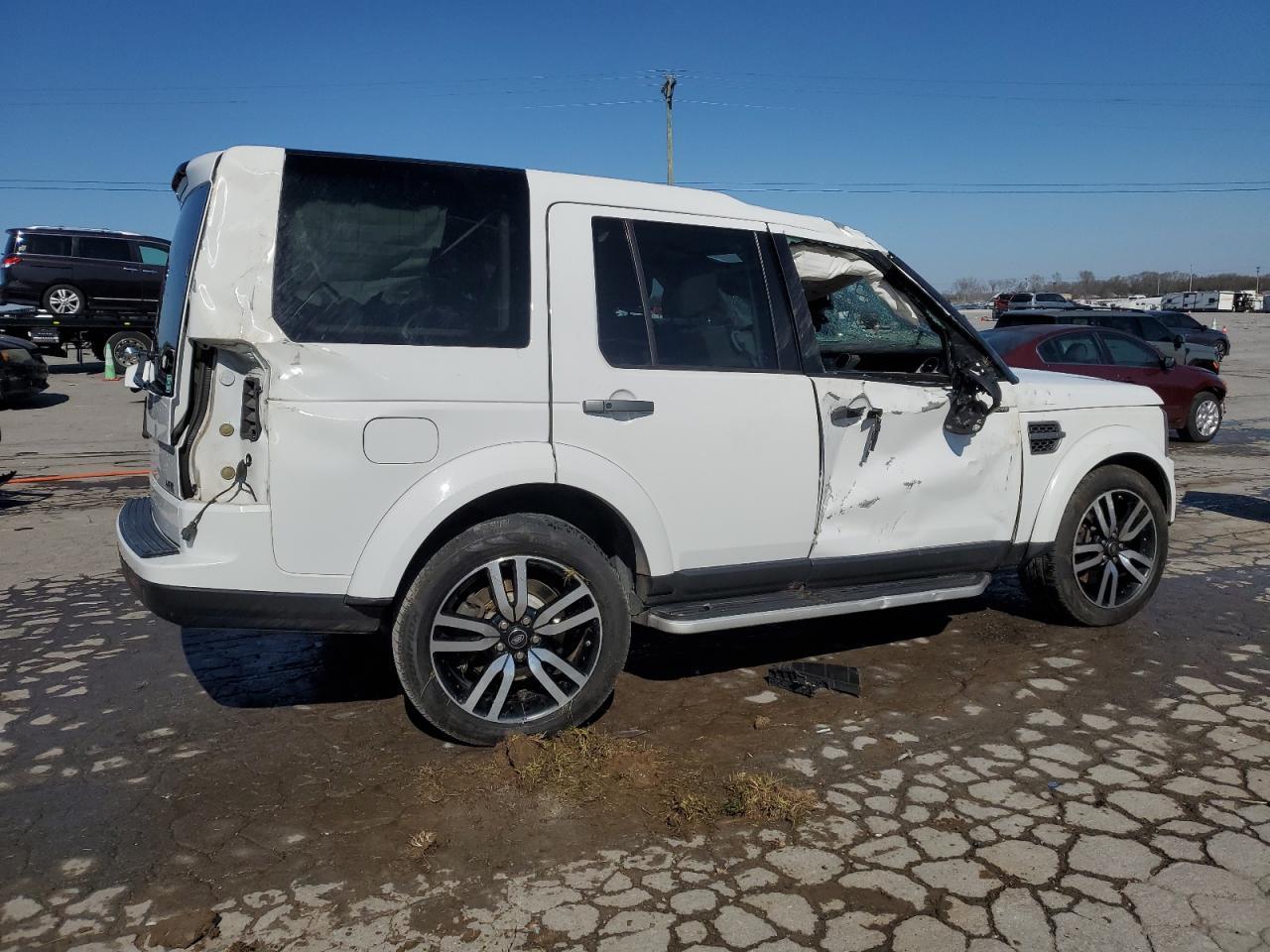 2016 LAND ROVER LR4
