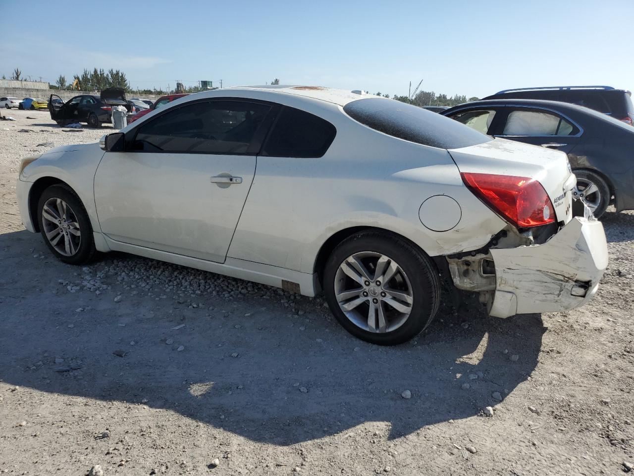 2010 NISSAN ALTIMA