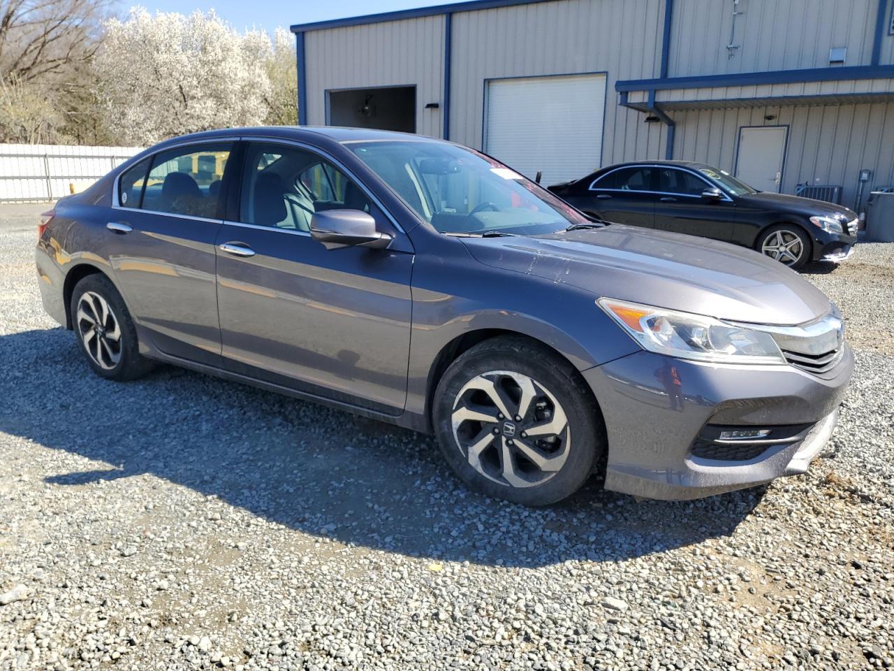2017 HONDA ACCORD