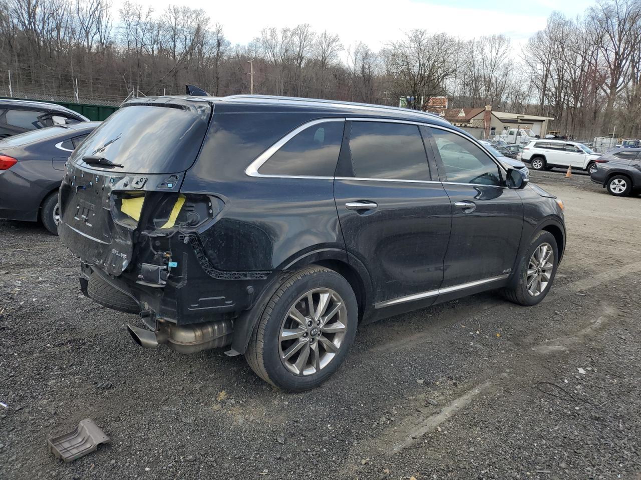 2016 KIA SORENTO