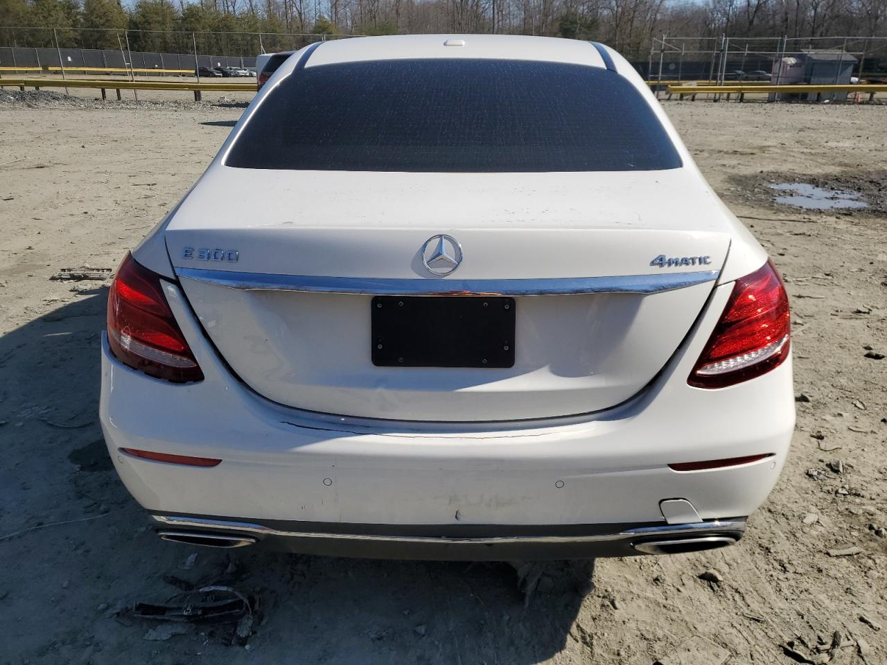 2017 MERCEDES-BENZ E-Class