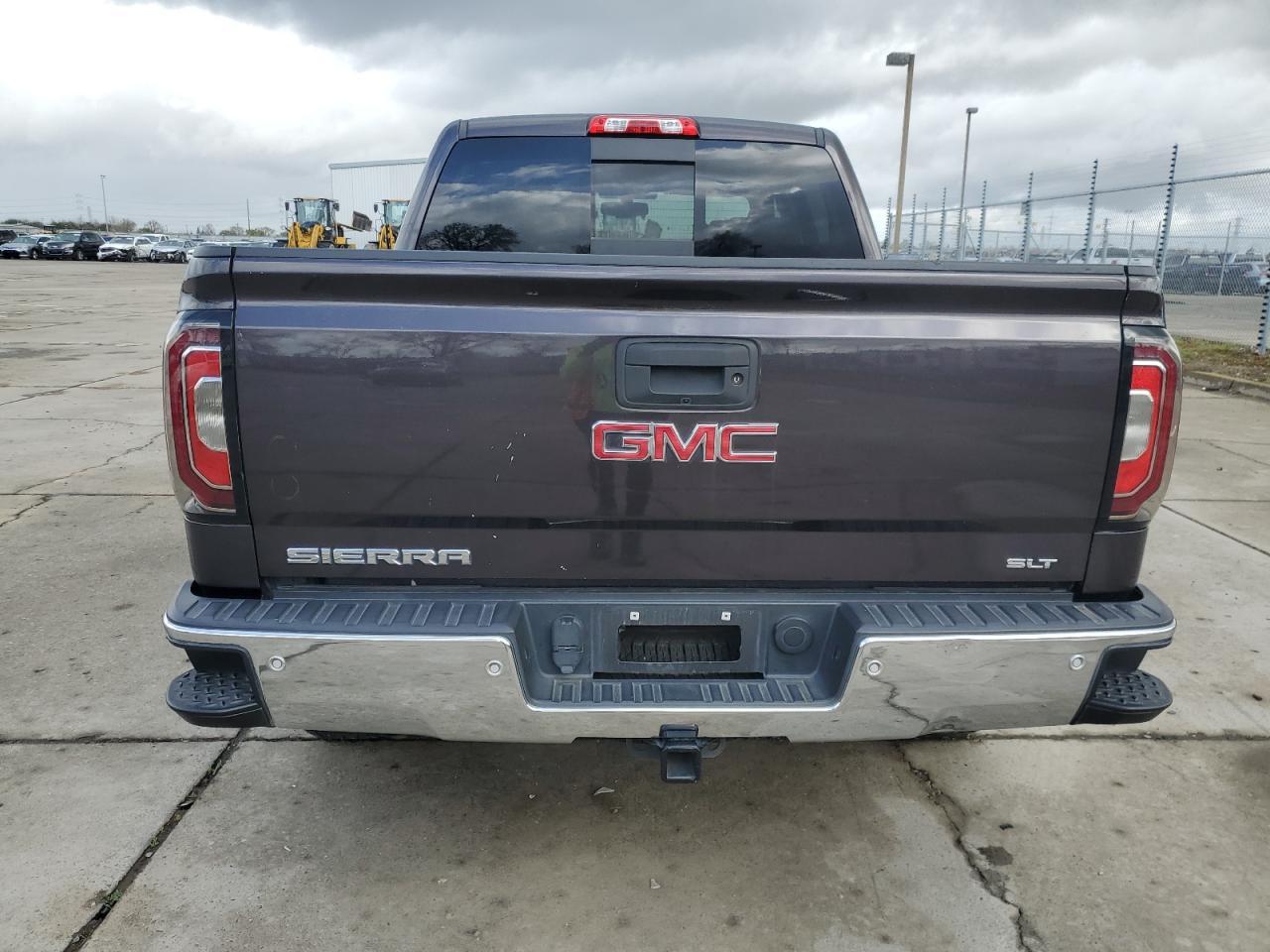 2016 GMC Sierra