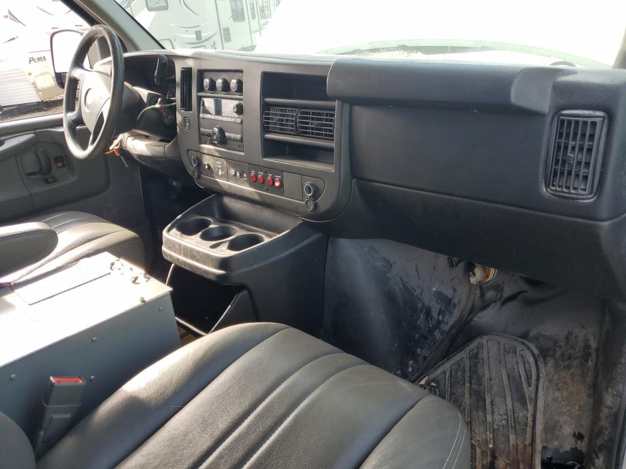 2015 CHEVROLET EXPRESS 2500