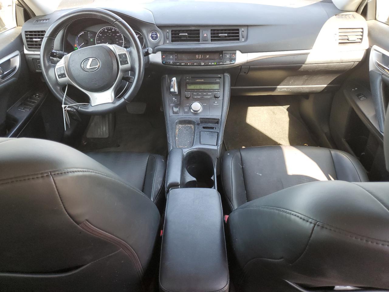 2013 LEXUS CT 200