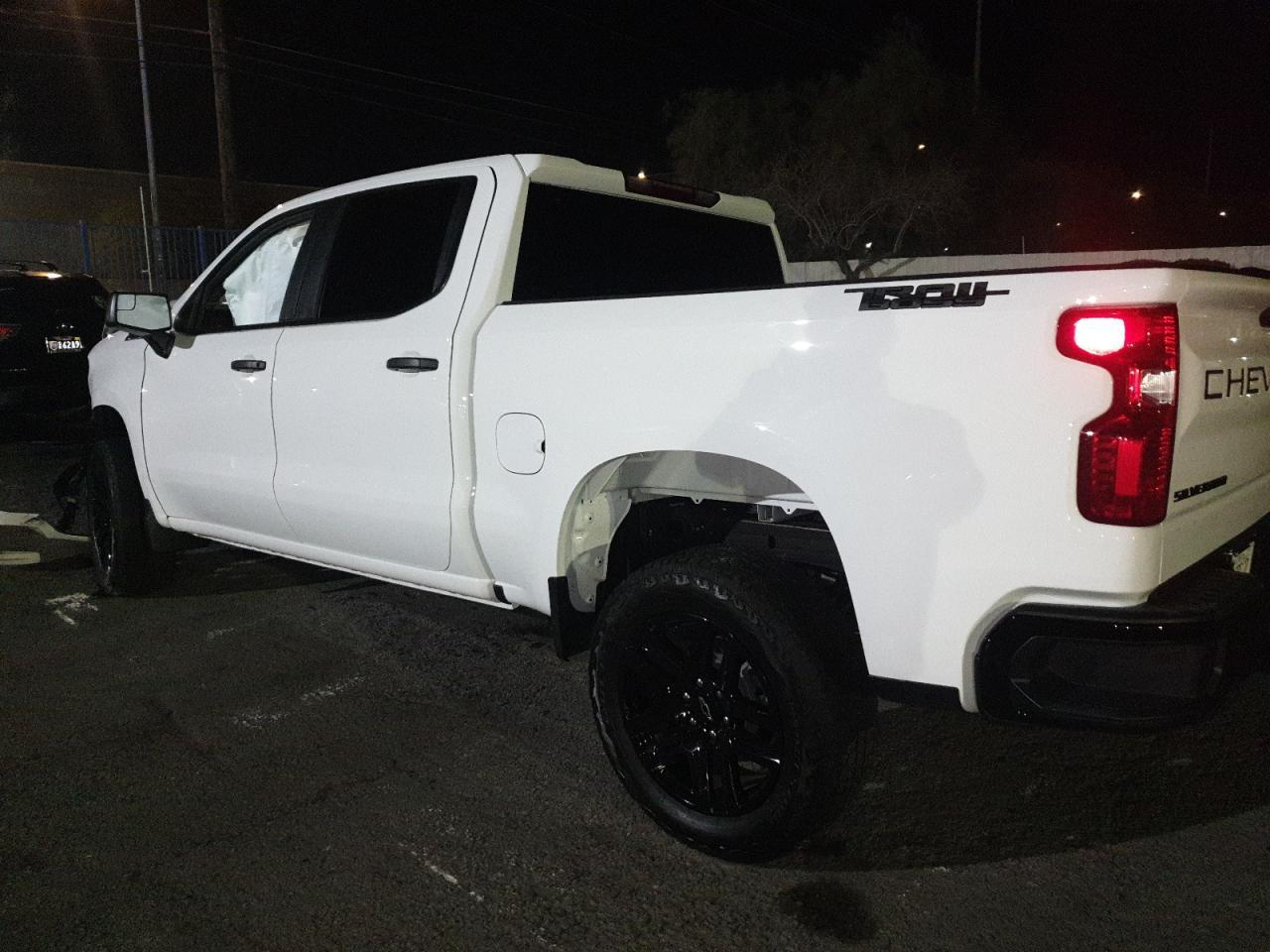 2025 CHEVROLET Silverado