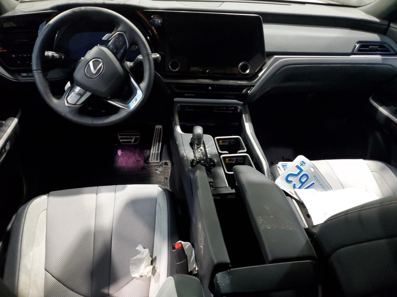 2024 LEXUS TX 500H