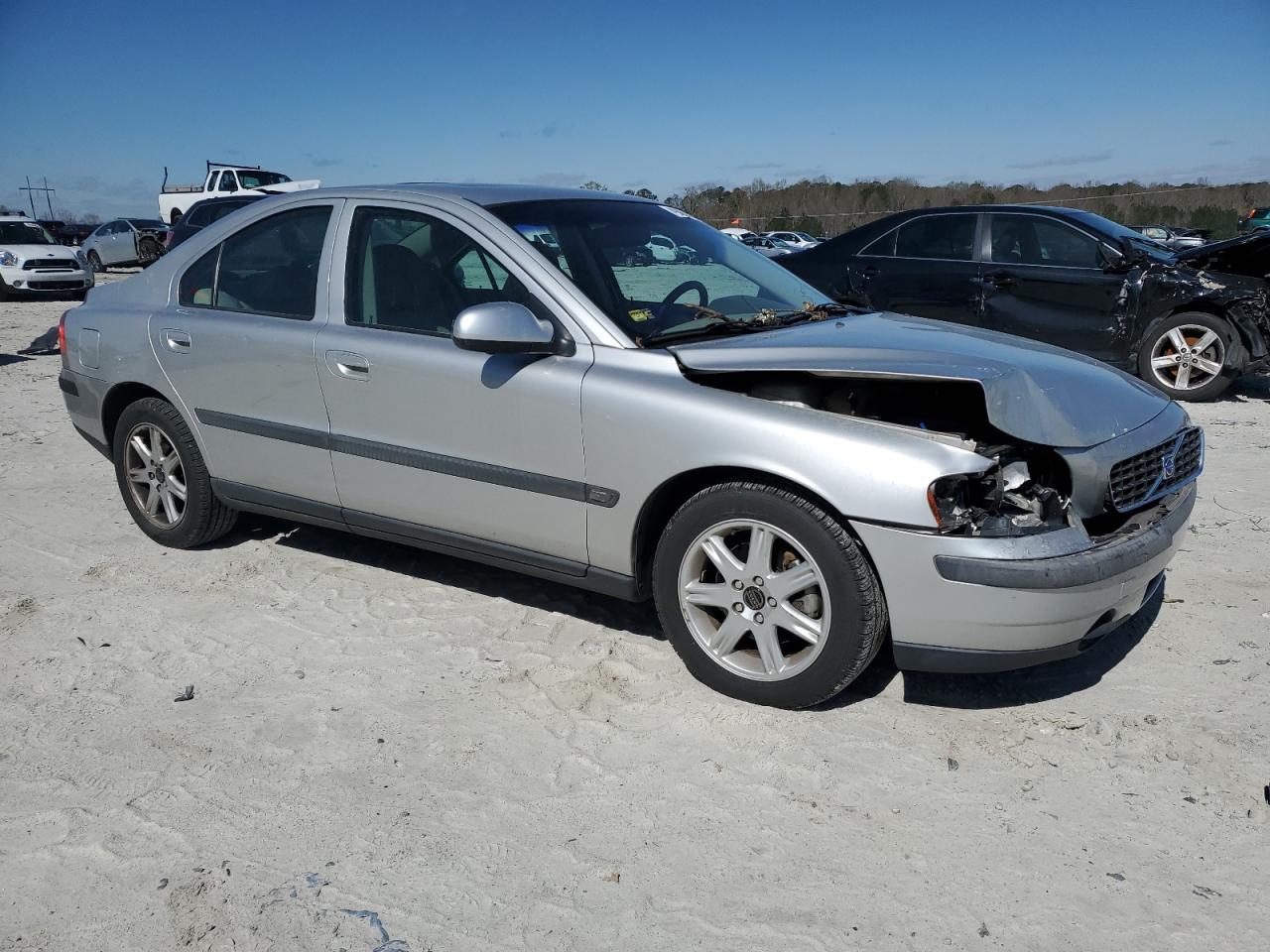 2002 VOLVO S60
