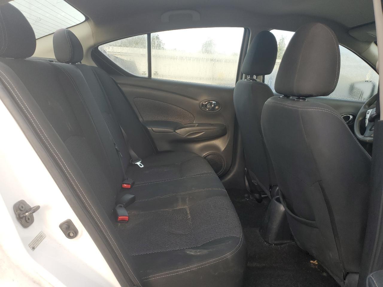 2018 NISSAN VERSA