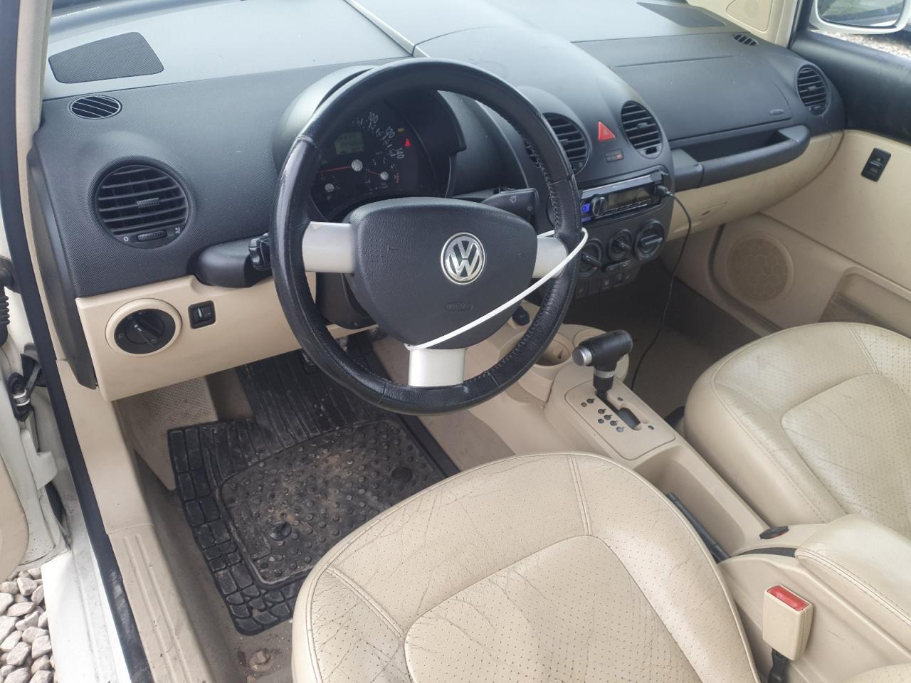 2005 VOLKSWAGEN Beetle