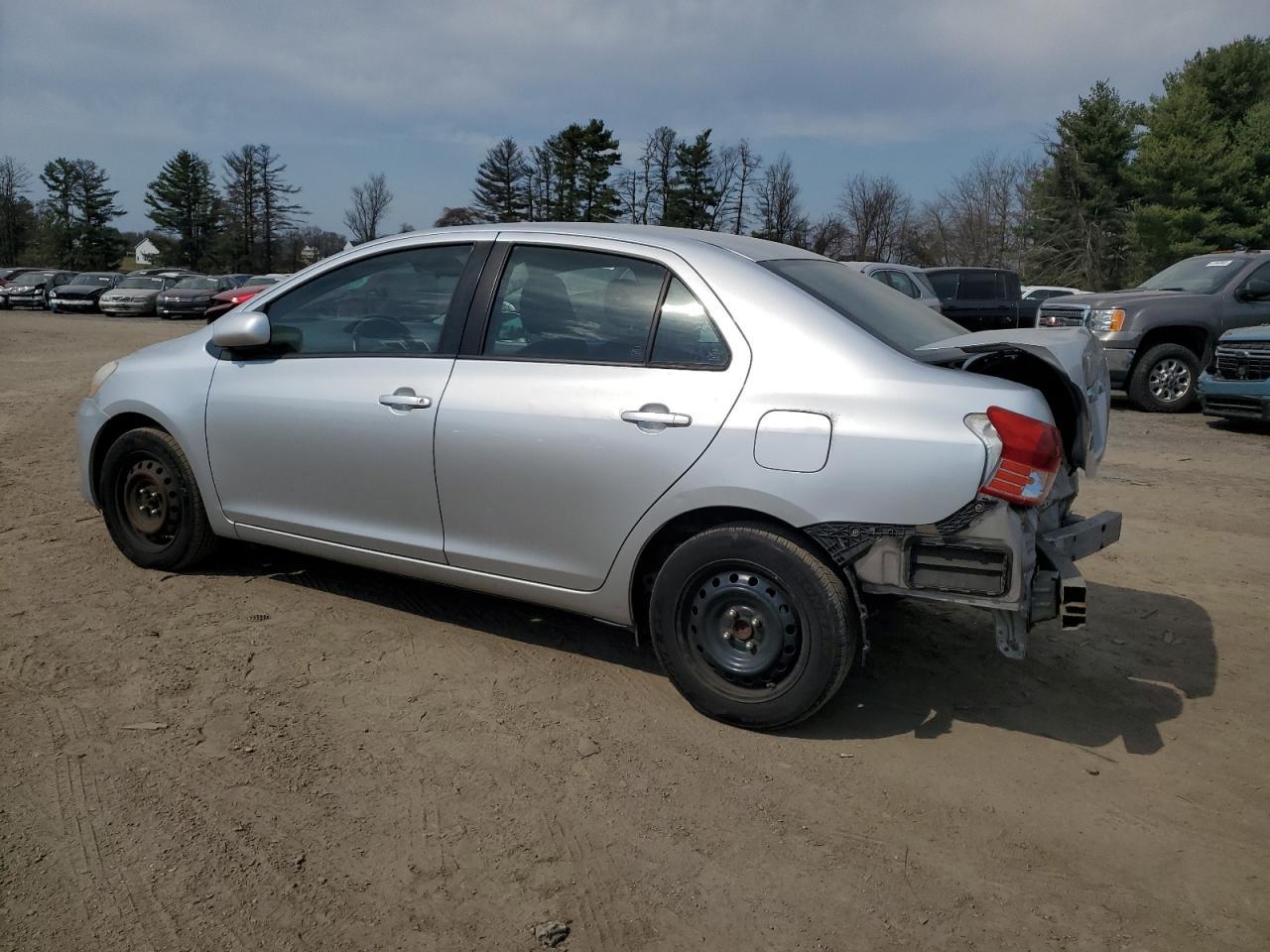2012 TOYOTA YARIS