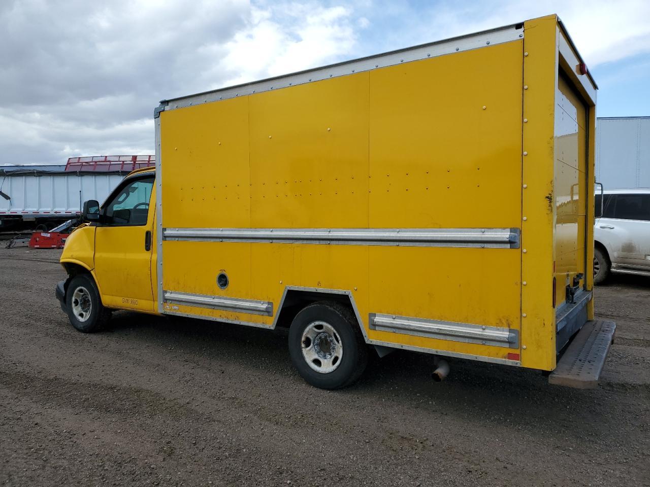 2017 GMC Savana
