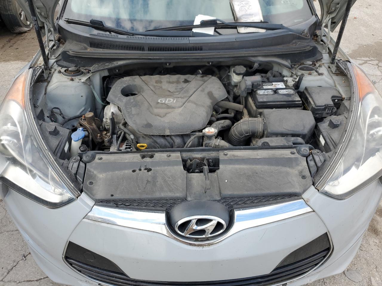 2013 HYUNDAI VELOSTER