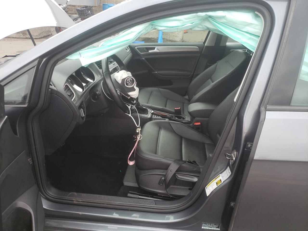 2017 VOLKSWAGEN GOLF