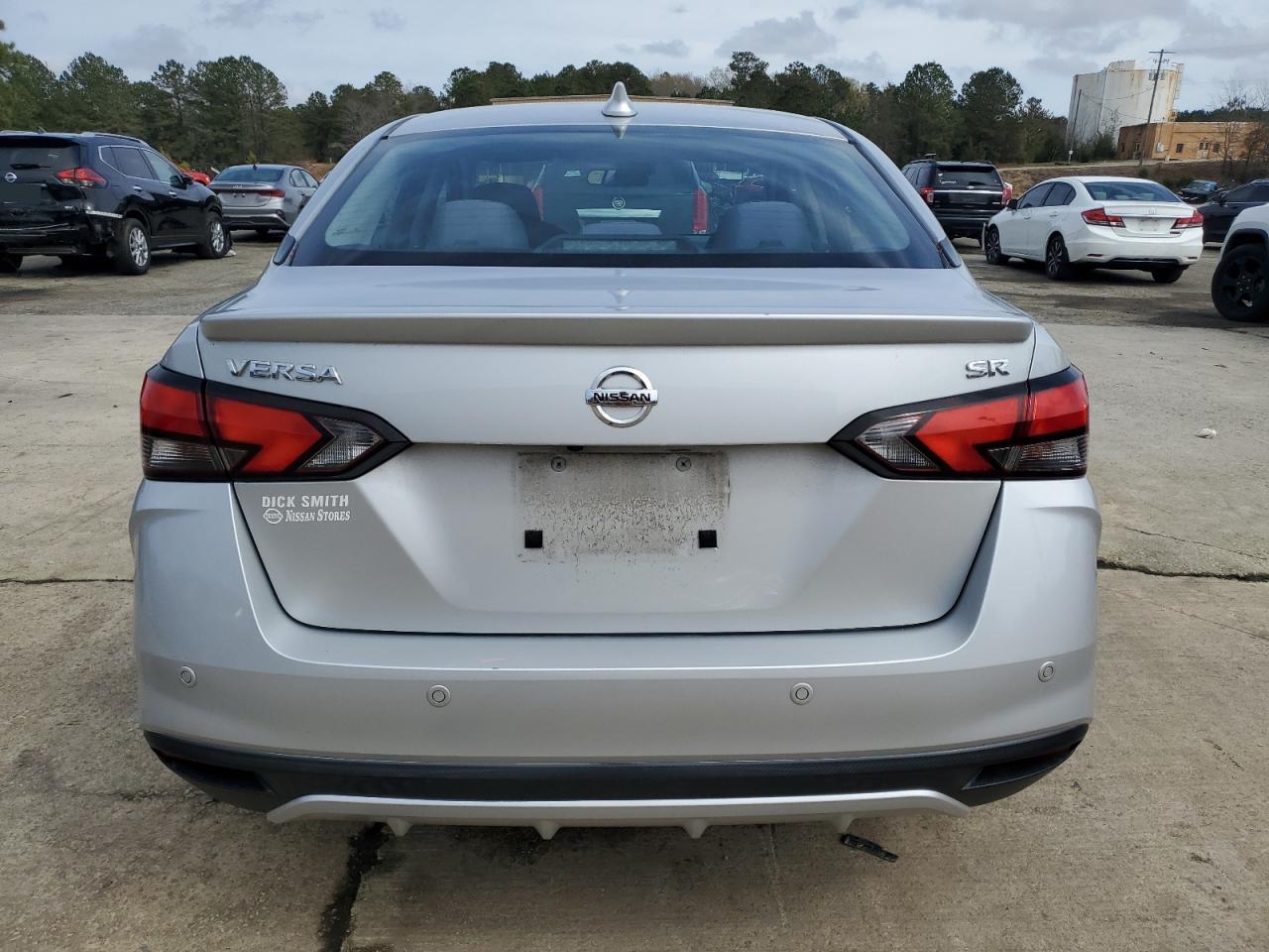 2020 NISSAN VERSA