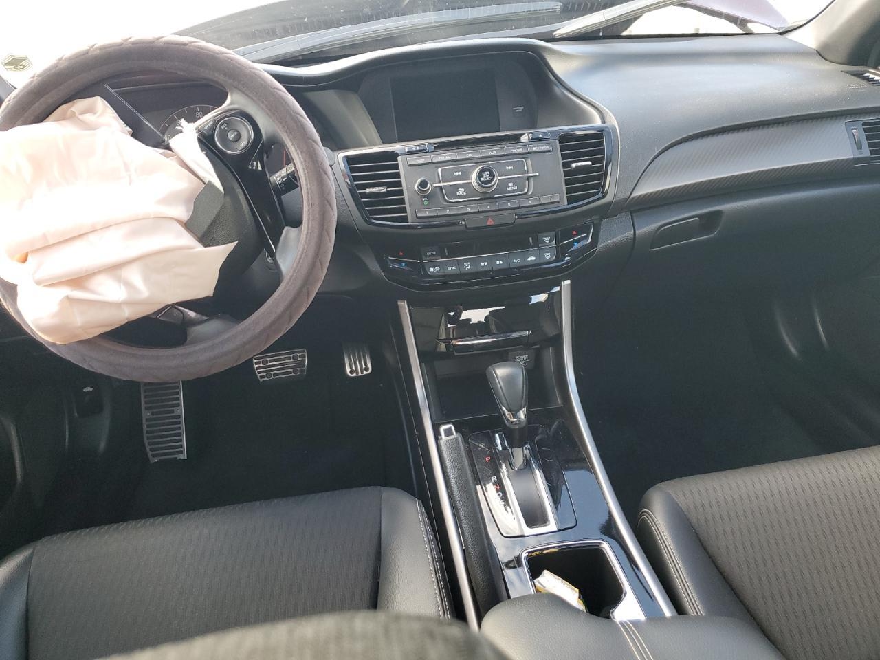 2017 HONDA ACCORD