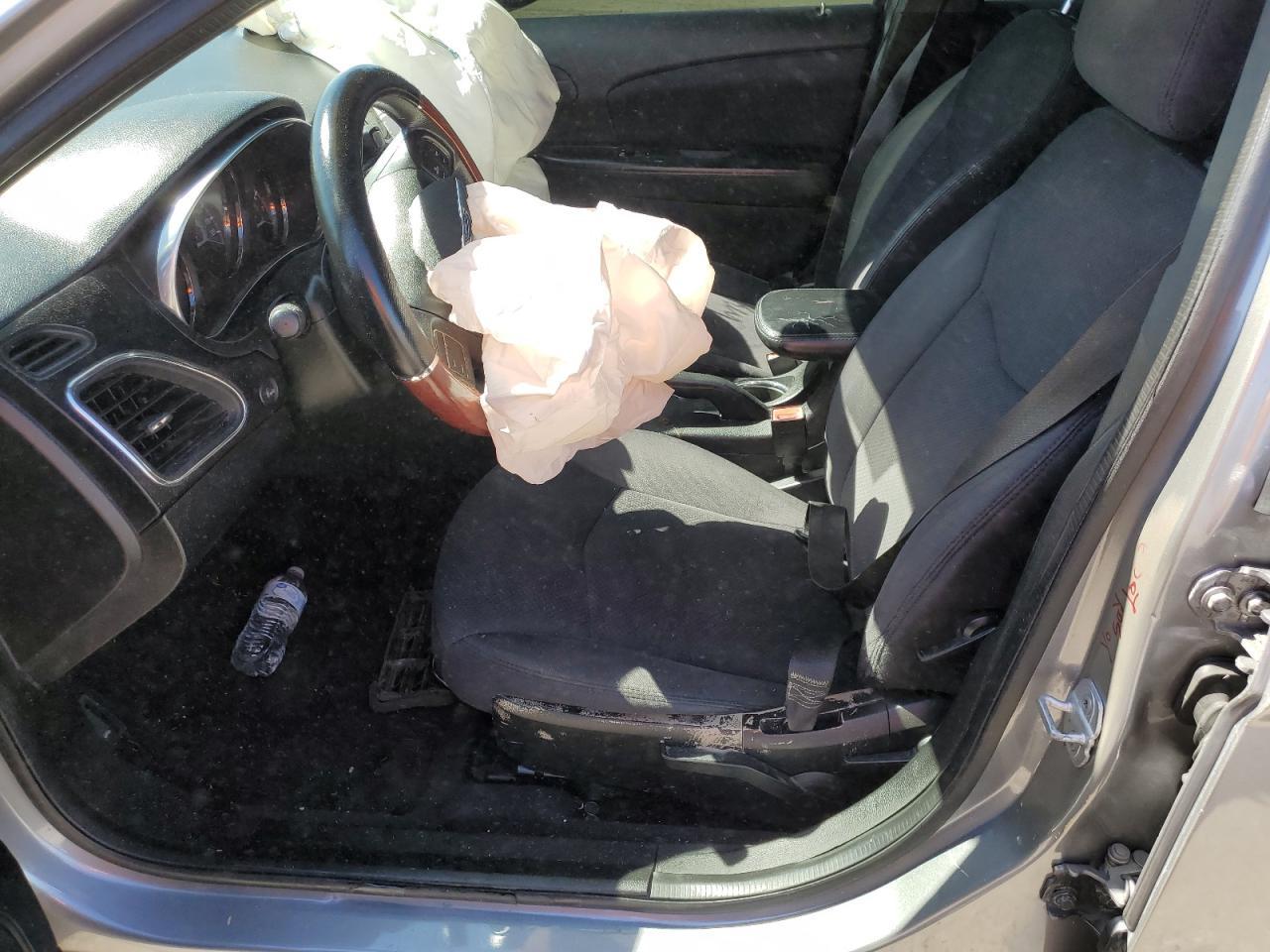 2014 CHRYSLER 200
