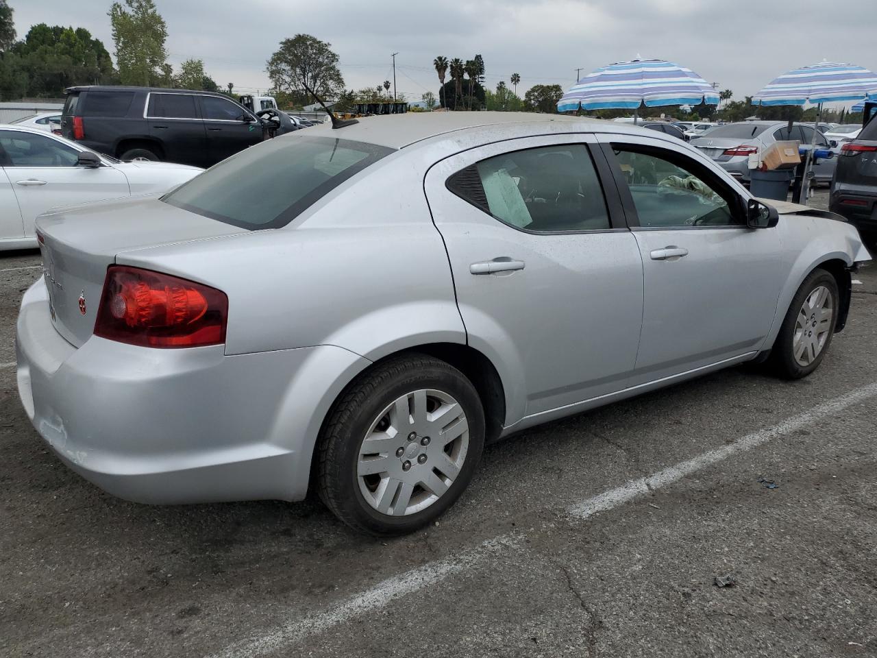 2012 DODGE Avenger