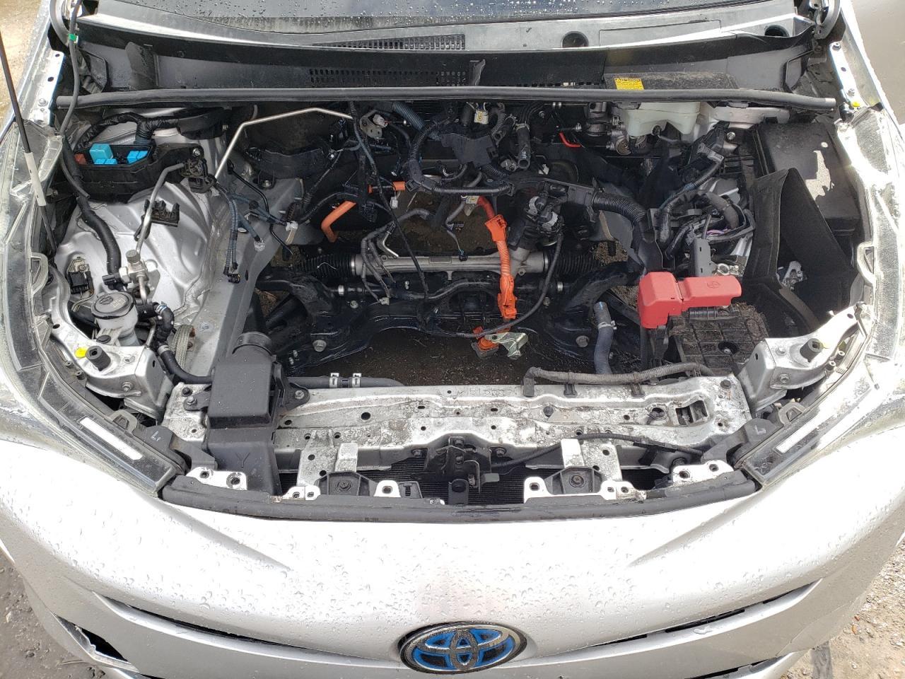 2017 TOYOTA PRIUS