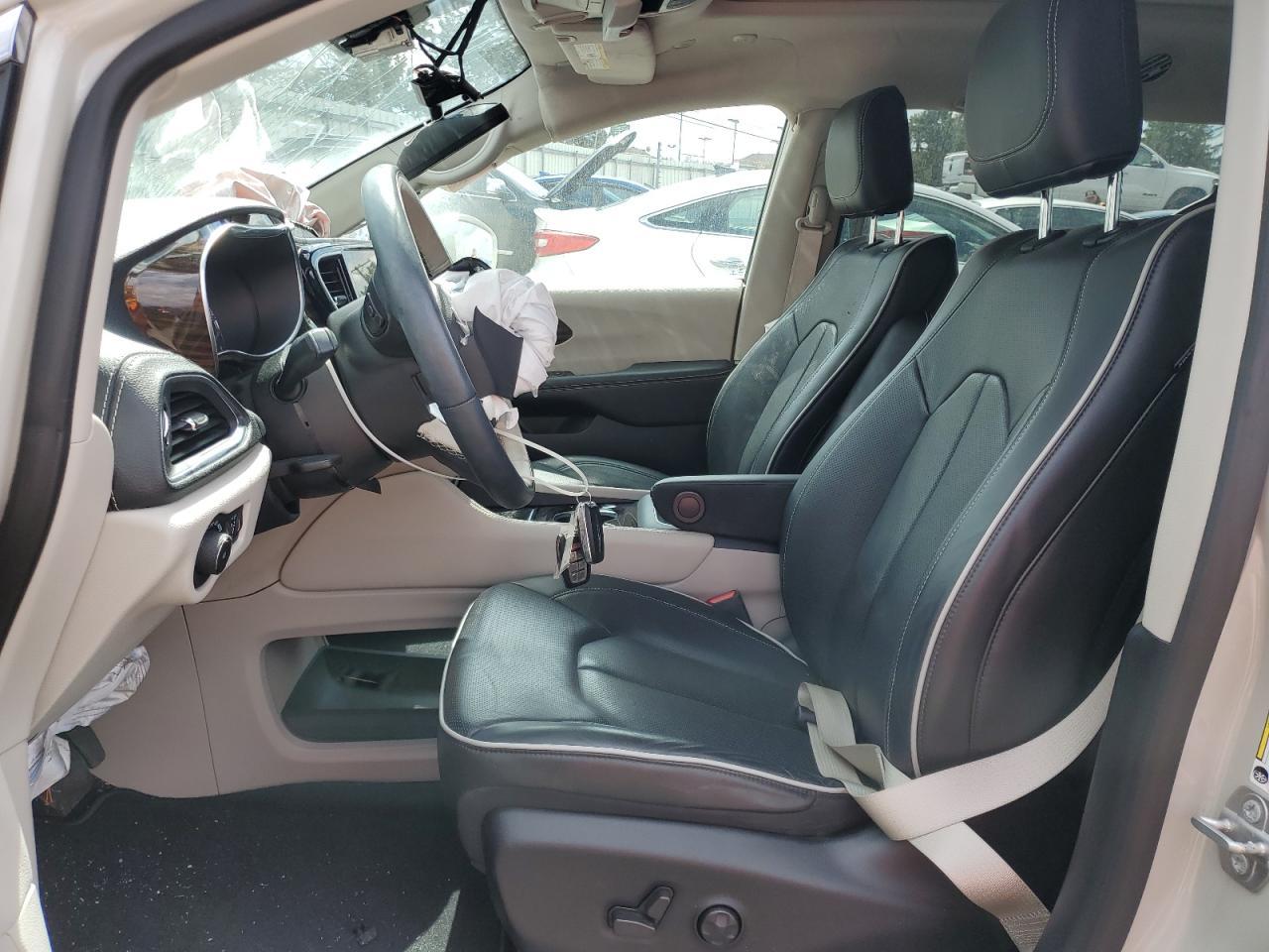 2021 CHRYSLER Pacifica