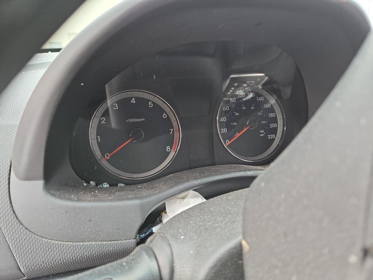 2013 HYUNDAI ACCENT