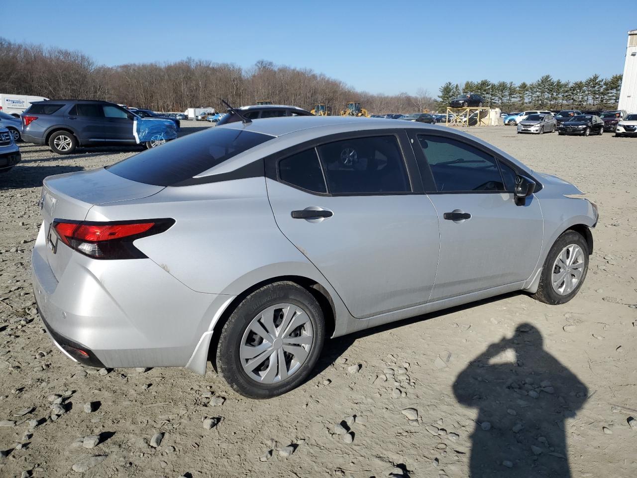 2022 NISSAN VERSA