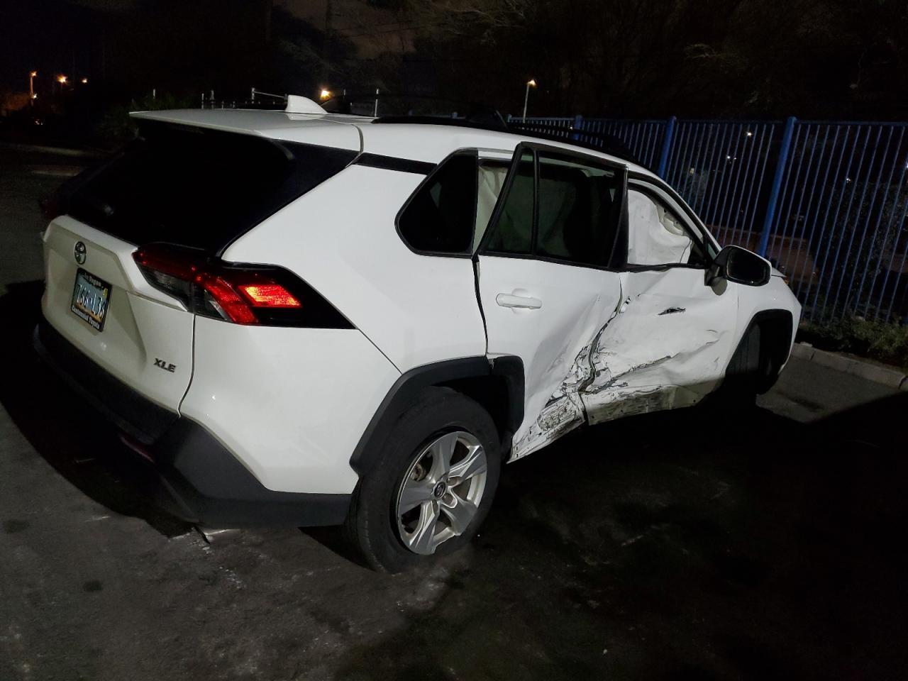 2019 TOYOTA RAV4