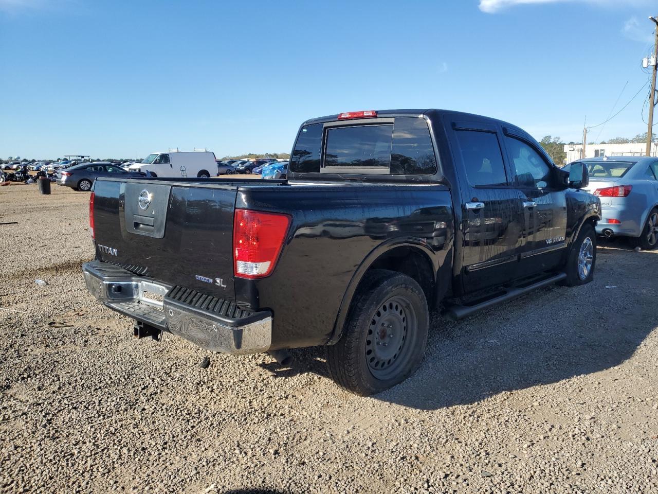 2012 NISSAN Titan
