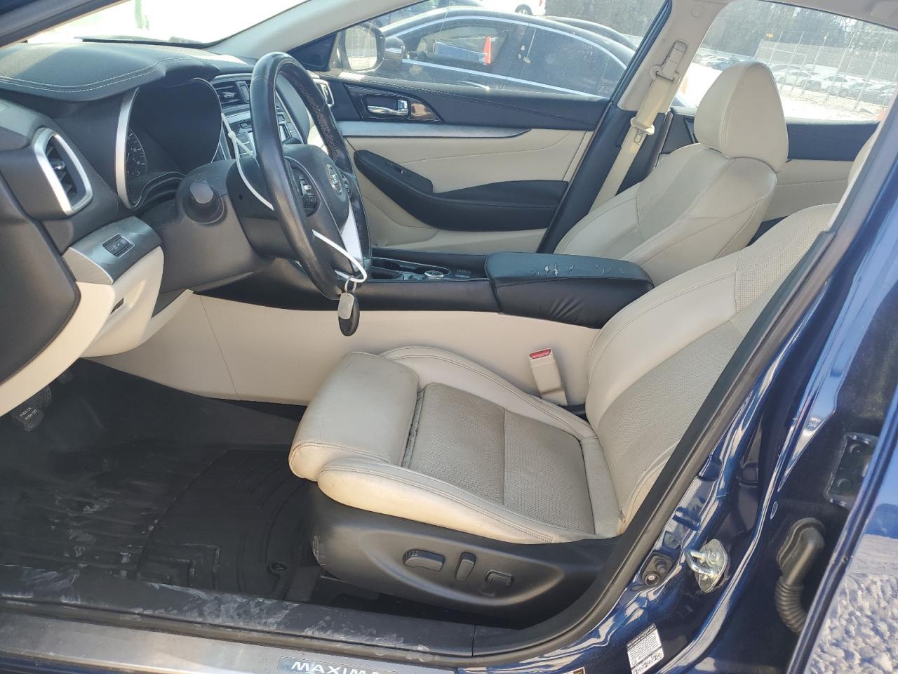 2016 NISSAN Maxima