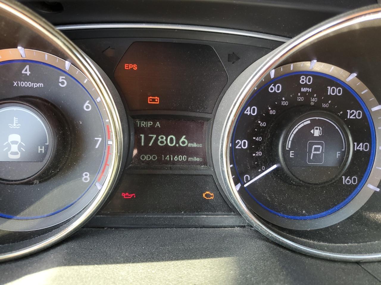 2011 HYUNDAI SONATA