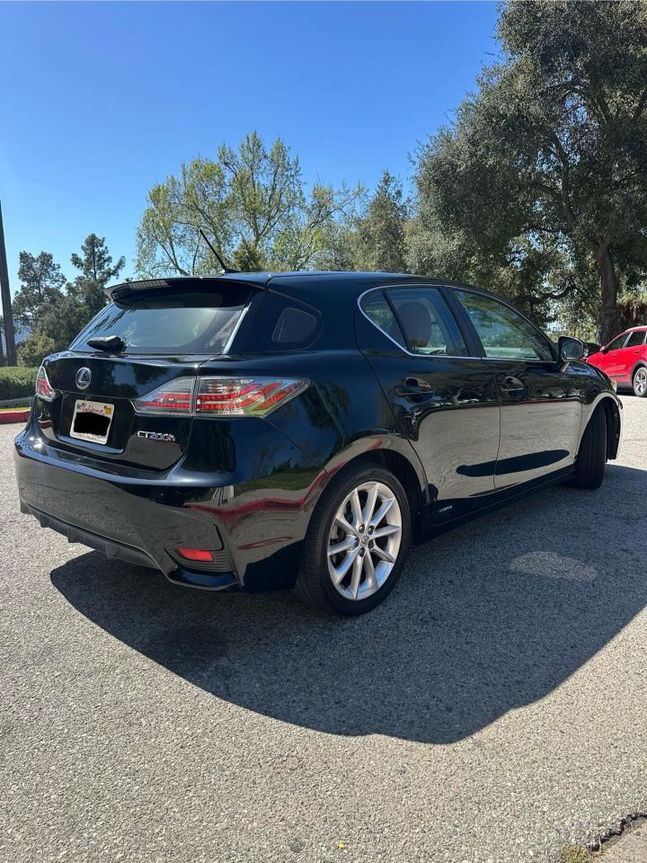 2013 LEXUS CT 200
