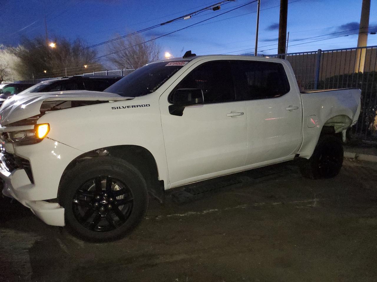 2023 CHEVROLET Silverado