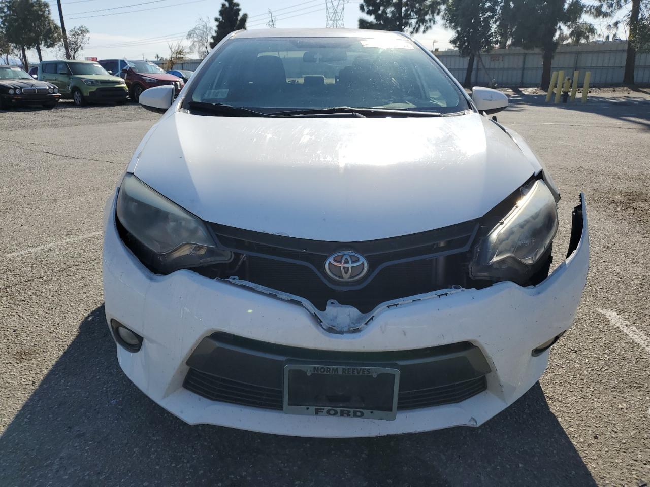 2016 TOYOTA COROLLA