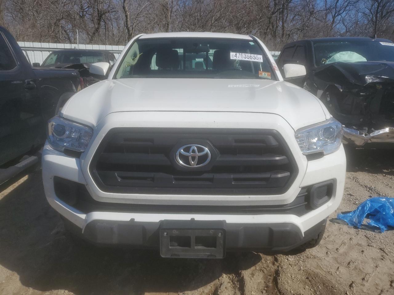 2016 TOYOTA TACOMA