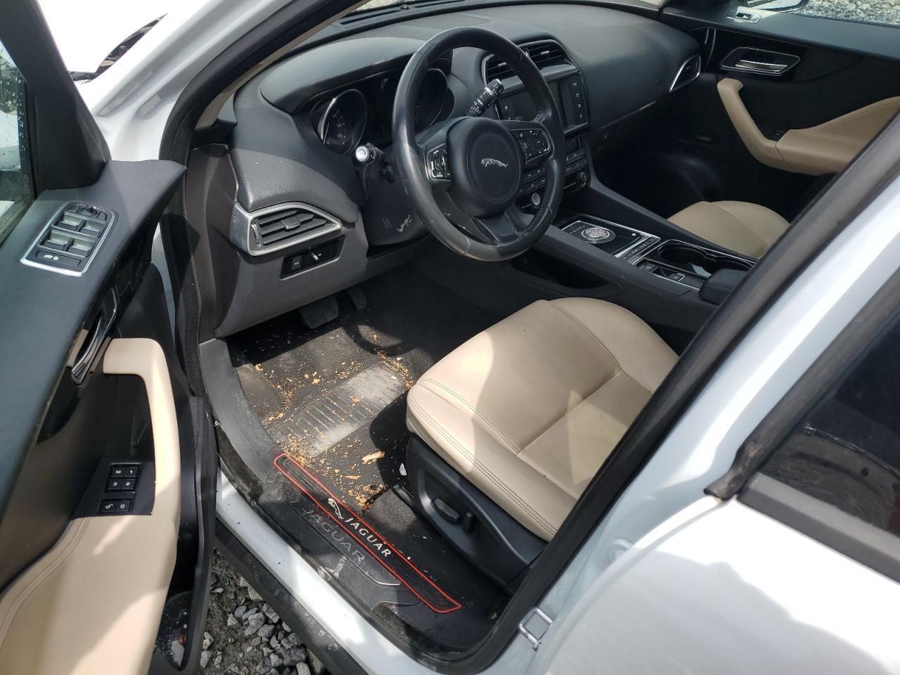 2017 JAGUAR F-Pace