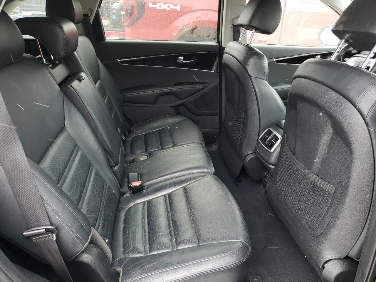 2019 KIA SORENTO