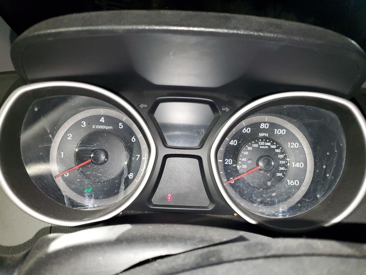 2011 HYUNDAI ELANTRA