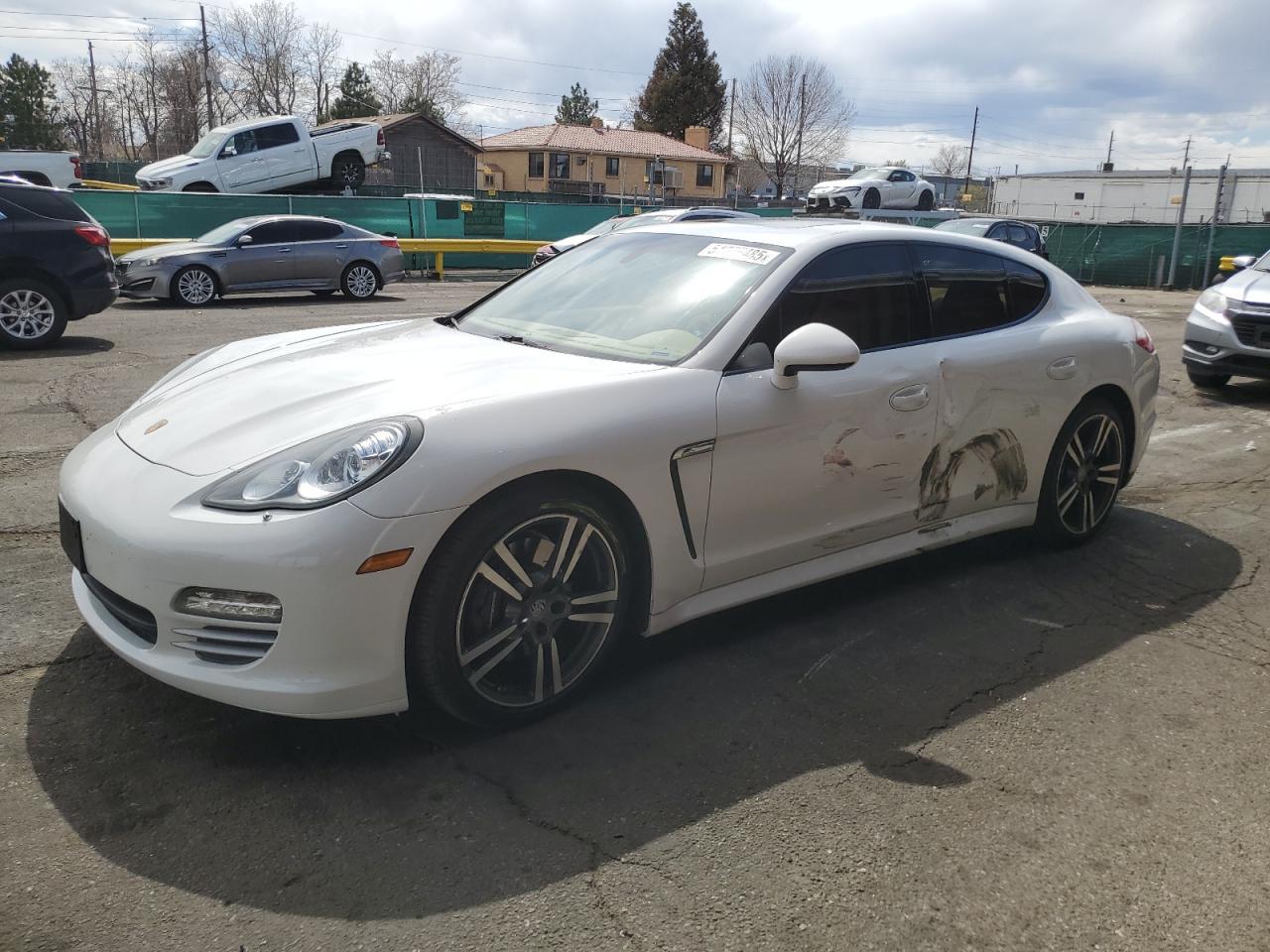 2012 PORSCHE Panamera