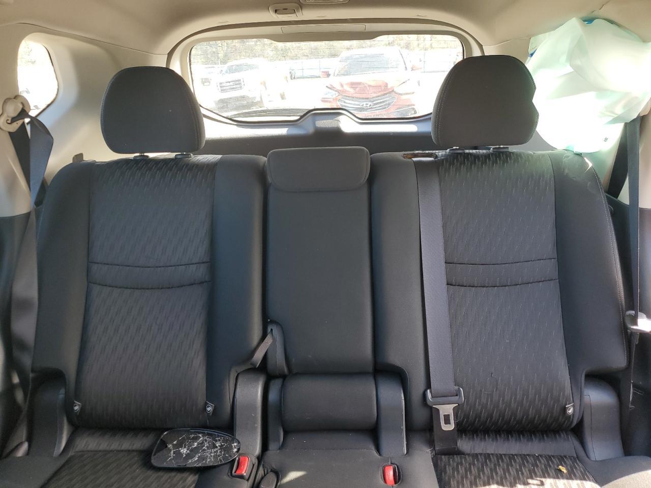 2017 NISSAN ROGUE