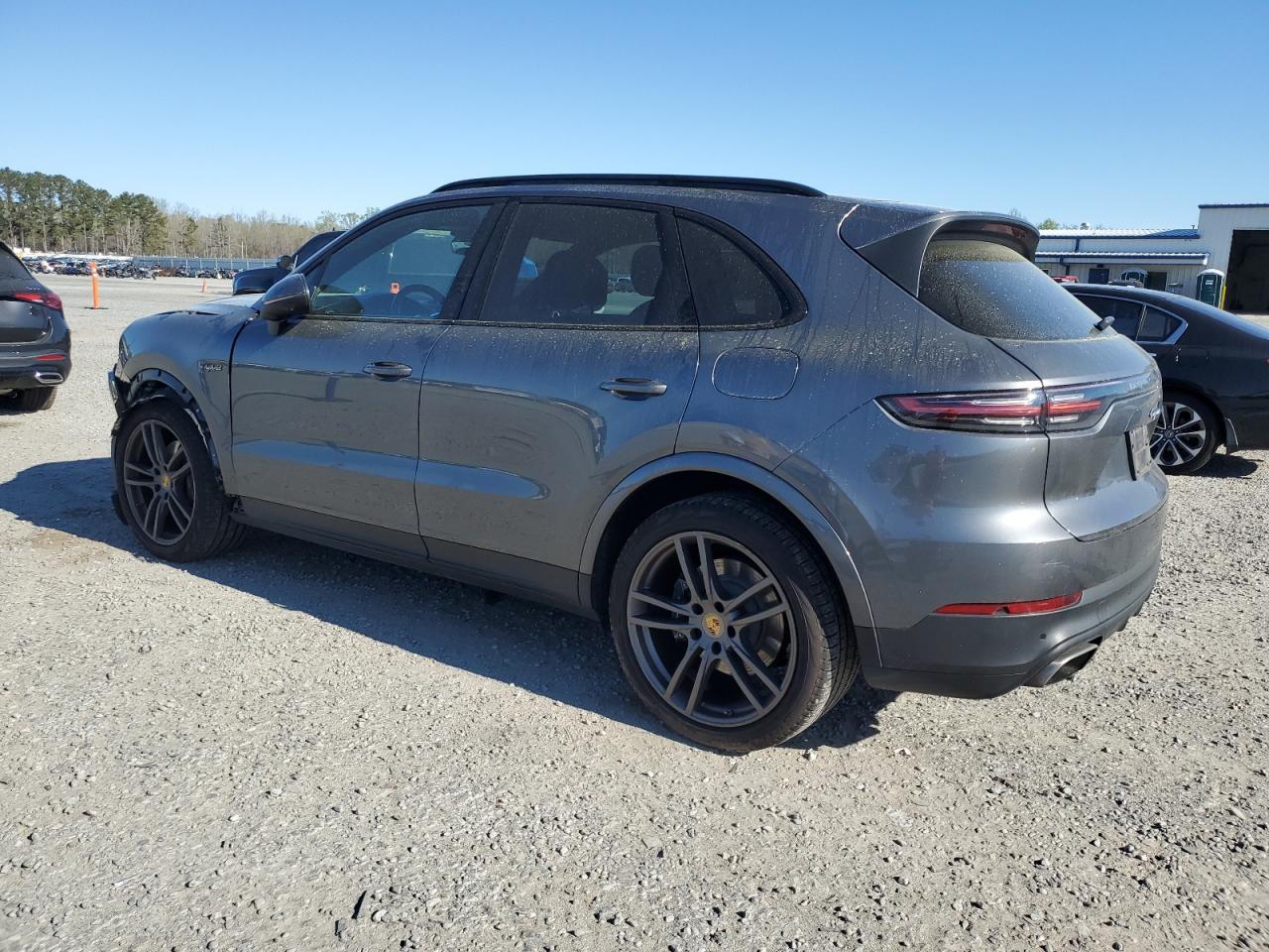 2019 PORSCHE CAYENNE