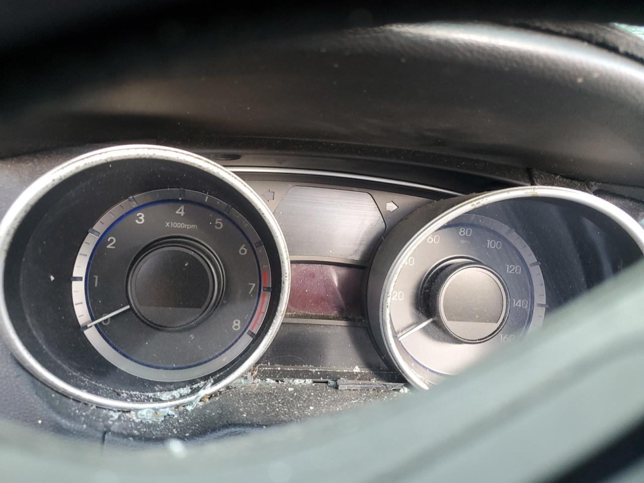 2011 HYUNDAI SONATA
