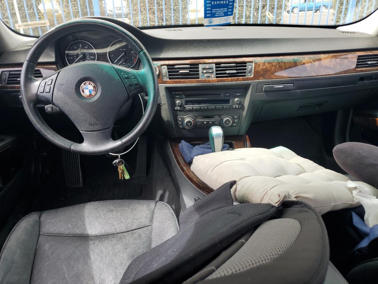 2011 BMW 3 SERIES