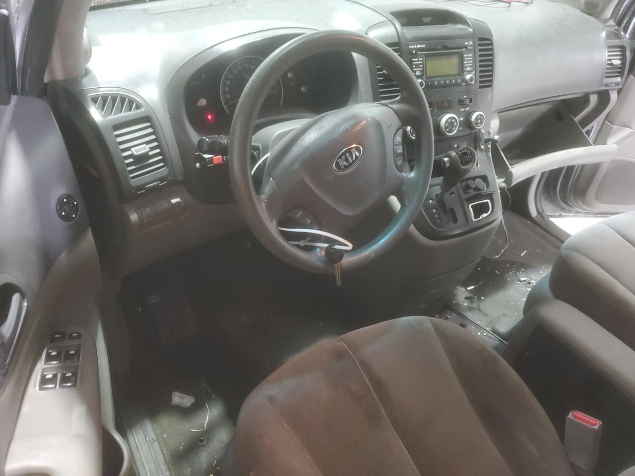 2014 KIA SEDONA