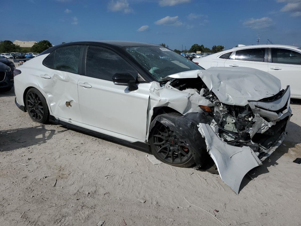 2022 TOYOTA CAMRY