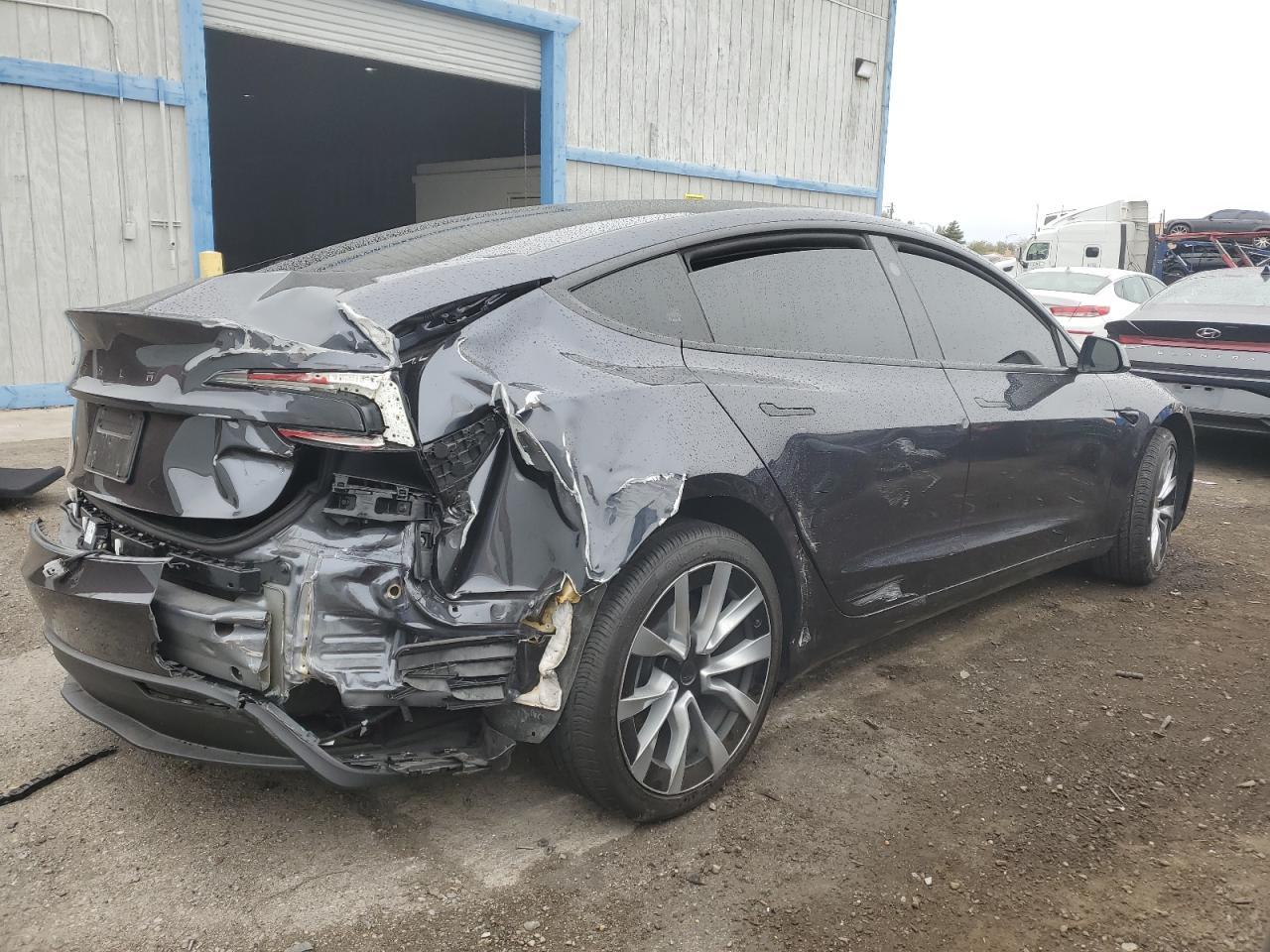 2024 TESLA MODEL 3