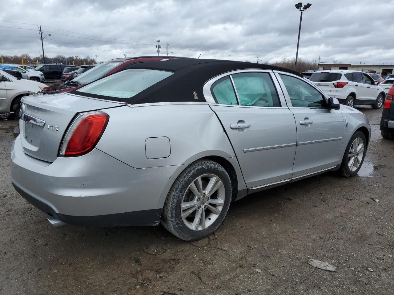 2011 LINCOLN MKS