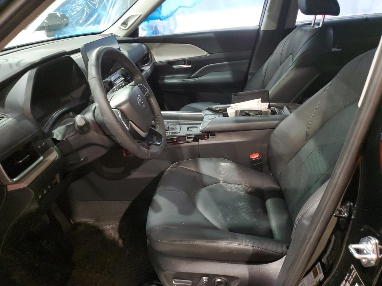 2024 TOYOTA HIGHLANDER