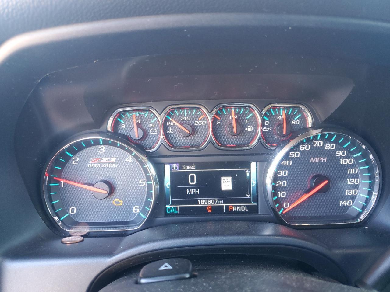 2018 CHEVROLET Silverado