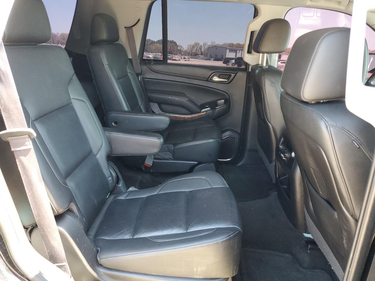 2016 CHEVROLET Tahoe
