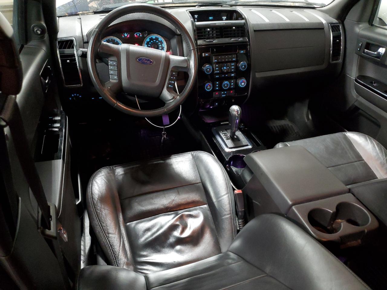 2010 FORD ESCAPE