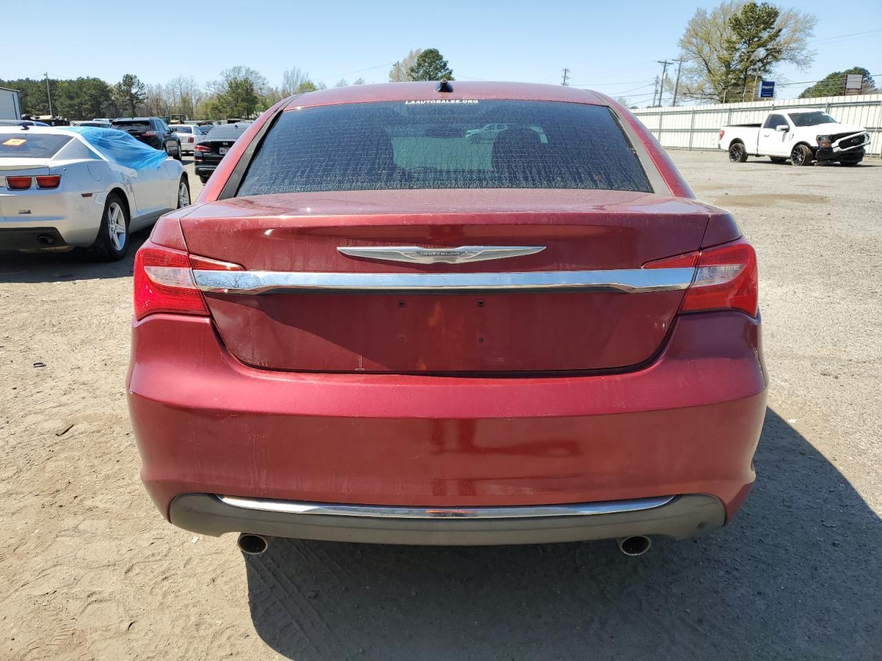 2011 CHRYSLER 200